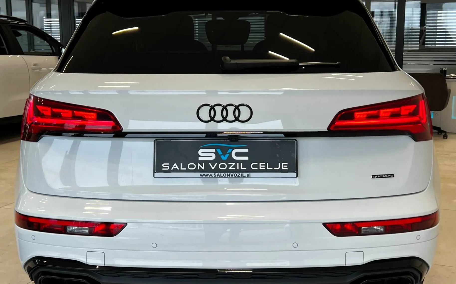 Zunanja slika - Audi Q5 - 40 TDI-Q-S-LINE-MATRIX-HUD-VIRTUAL-KAM360-KEYLESS - 6