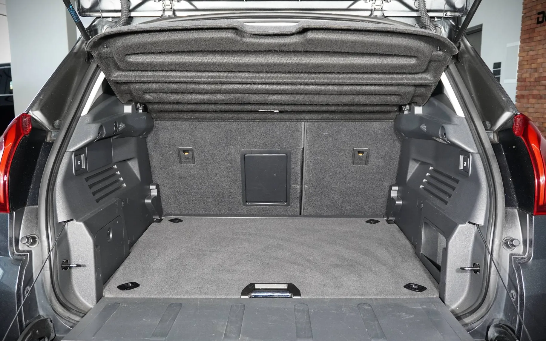 Zunanja slika - Peugeot 3008 - 1.6 HDI Style + KLJUKA+TOP - 18