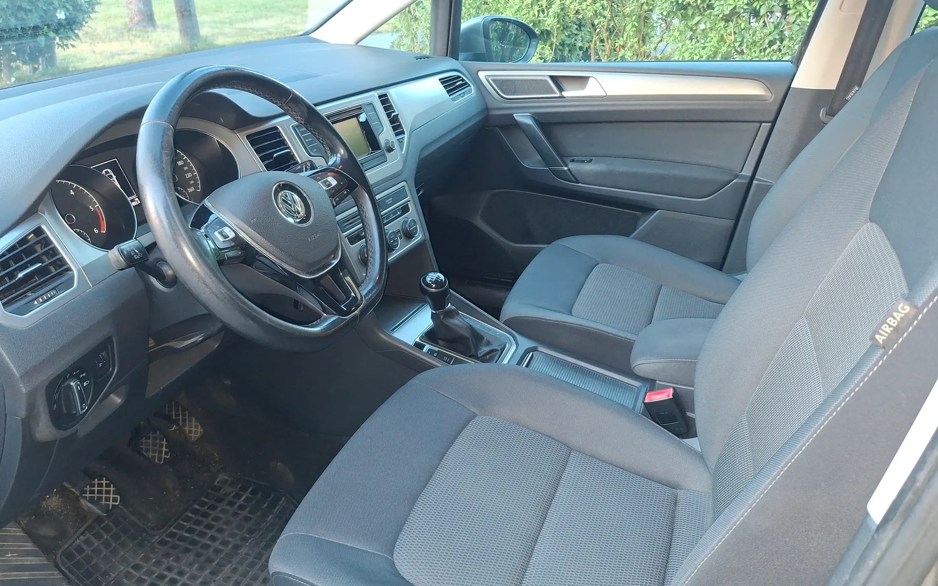 Notranja slika - Volkswagen Golf - Sportsvan 1,6 TDI BMT Comfortline - 7