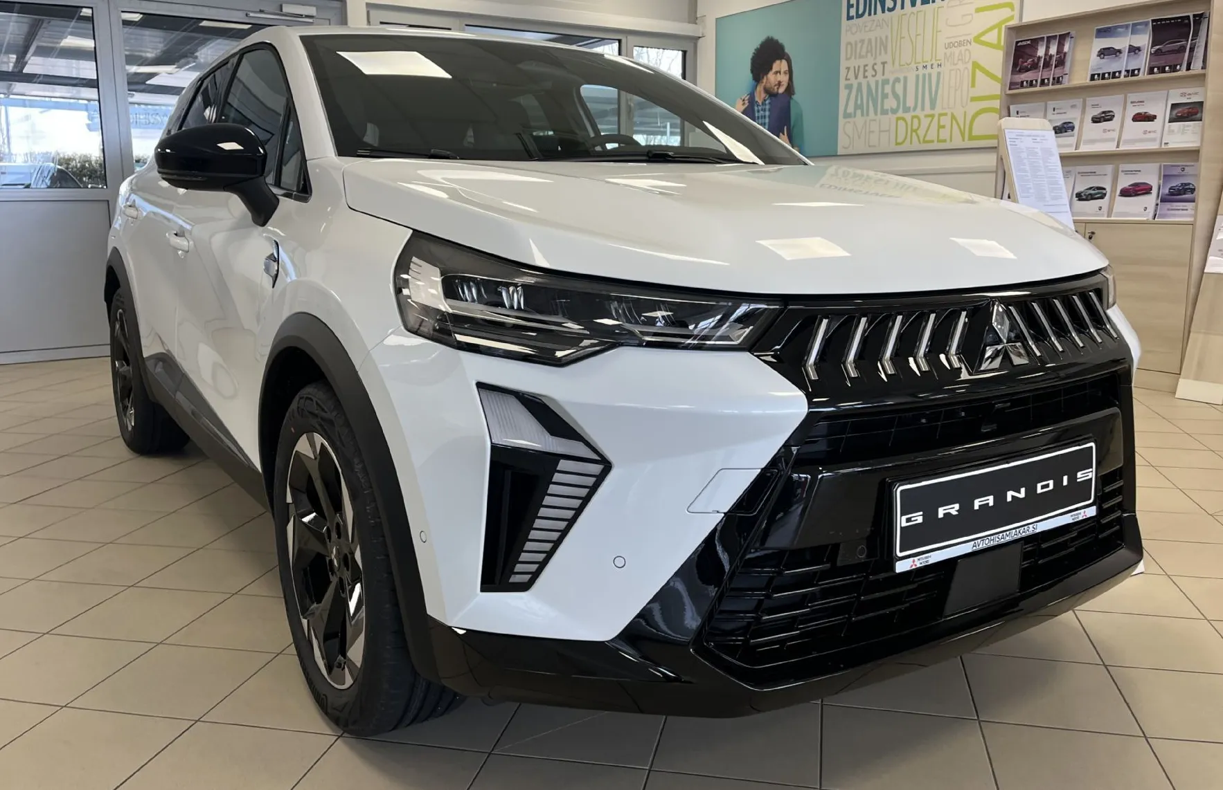 Zunanja slika - Mitsubishi Grandis - 1.3 DI-T INTENSE - NOVO  NA ZALOGI - 1