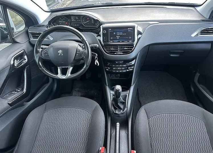 Zunanja slika - Peugeot 208 - 1.2 PureTech 82 ALLURE - 9