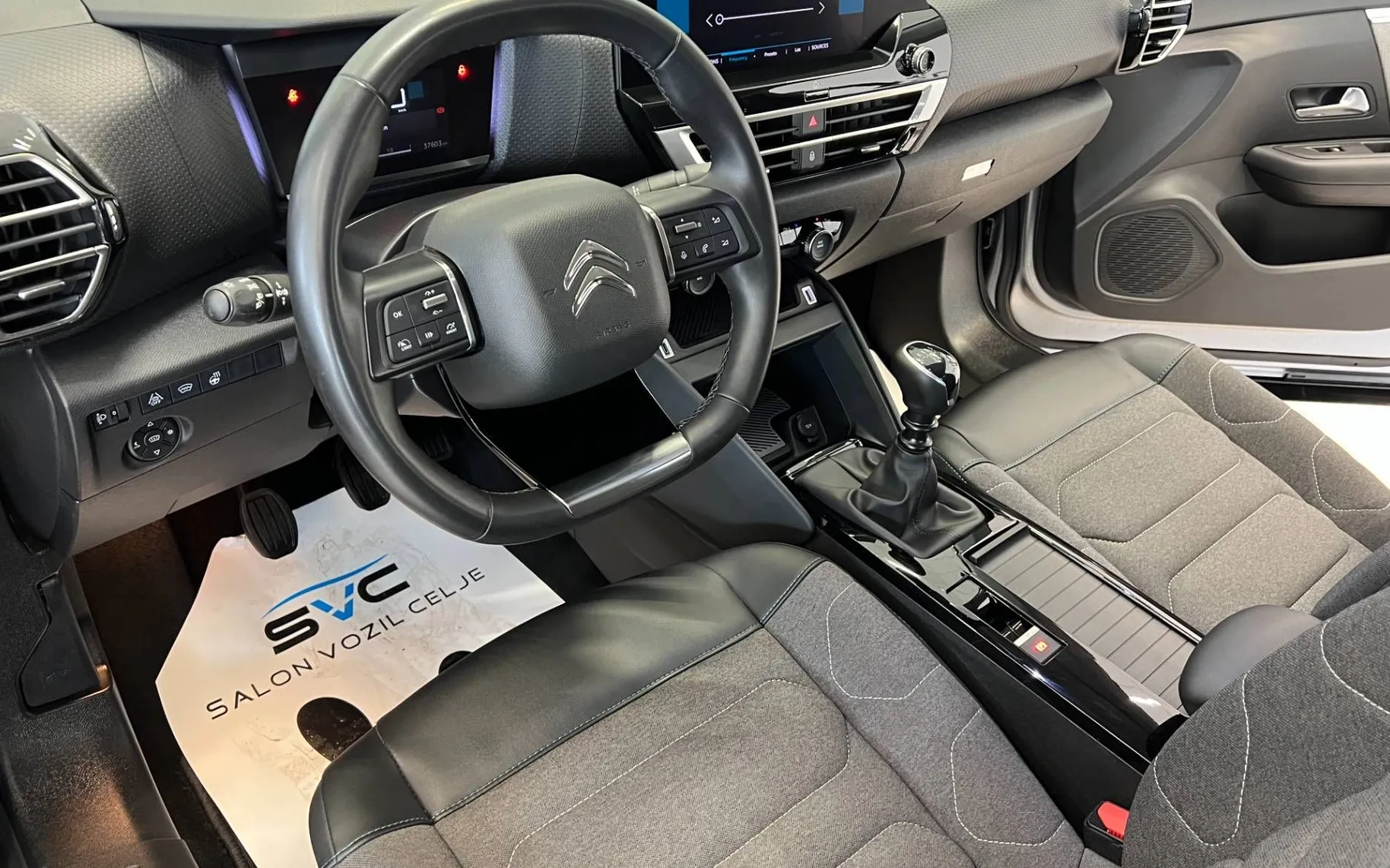 Zunanja slika - Citroën C4 - 1.2-FULL-LED-HUD-GRET-SED-KAM-NAVI-DAB-PDC-17C - 8