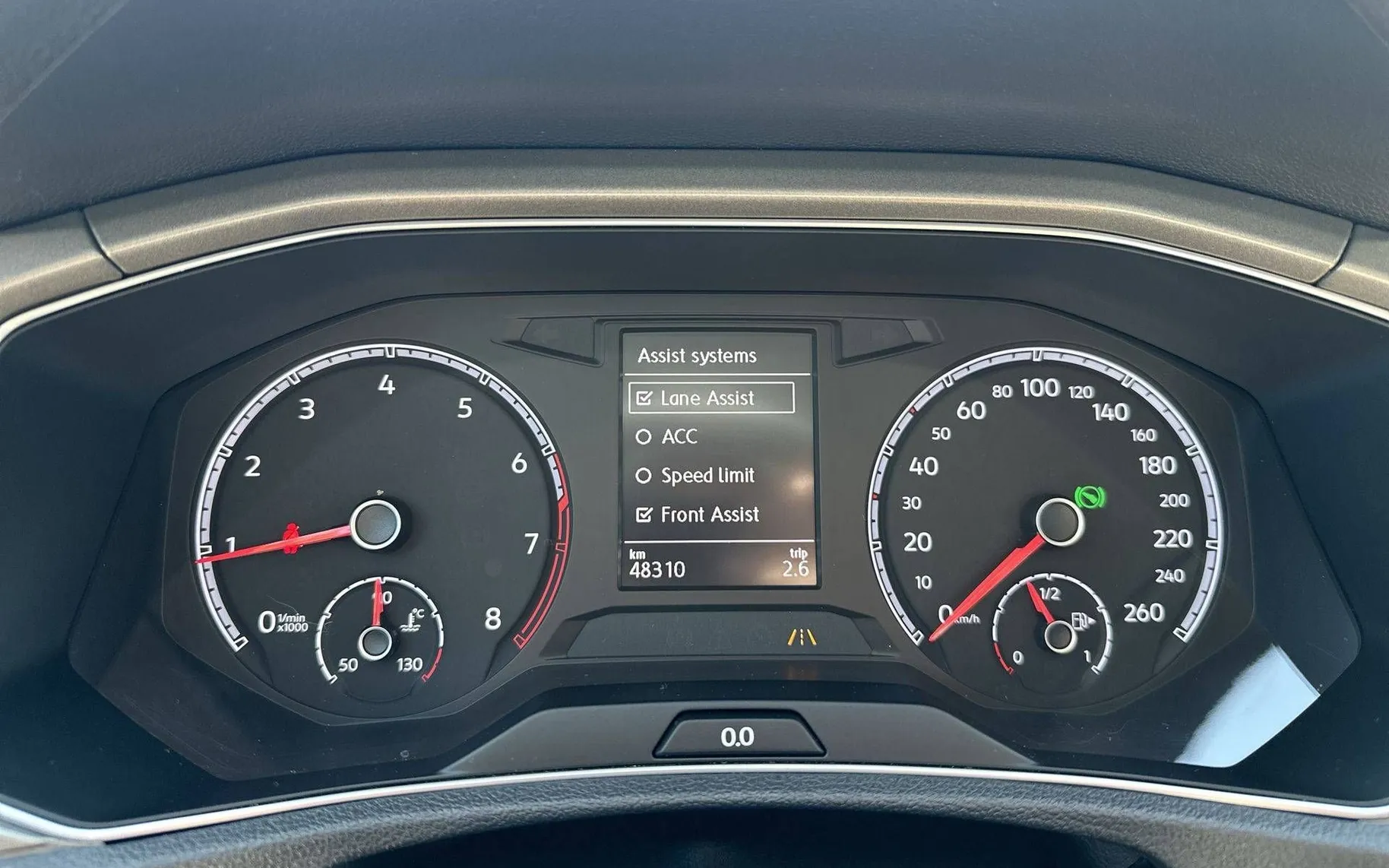 Notranja slika - Volkswagen T-Roc - 1.5 TSI BMT Style DSG - 15