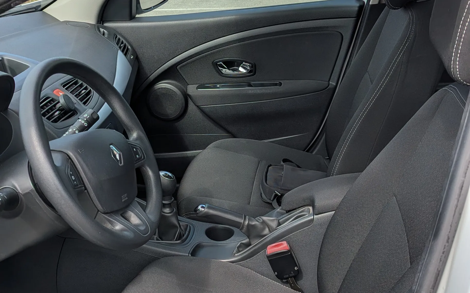 Notranja slika - Renault Mégane - Berline dCi 95 Generation - 11