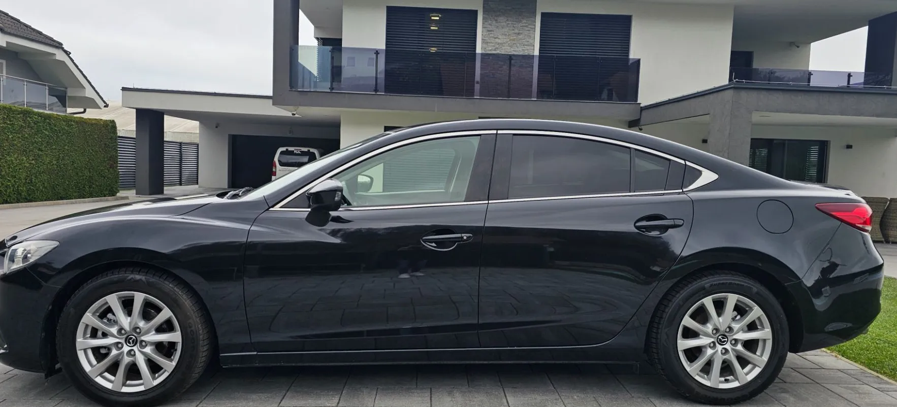 Zunanja slika - Mazda Mazda6 - 2.2 DIZEL-1 LASTNIK-156.000KM-LIMUZINA-SERVISNA - 5