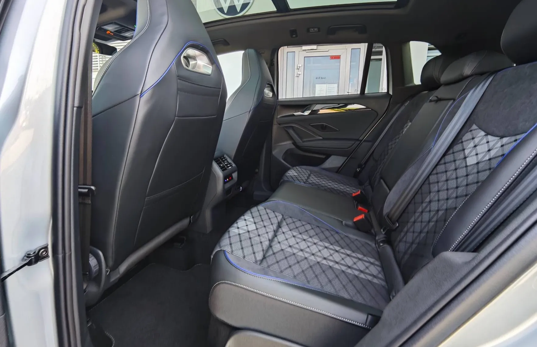 Zunanja slika - Volkswagen Tiguan - 1.5 eTSI DSG 4JOY 110kW - 11