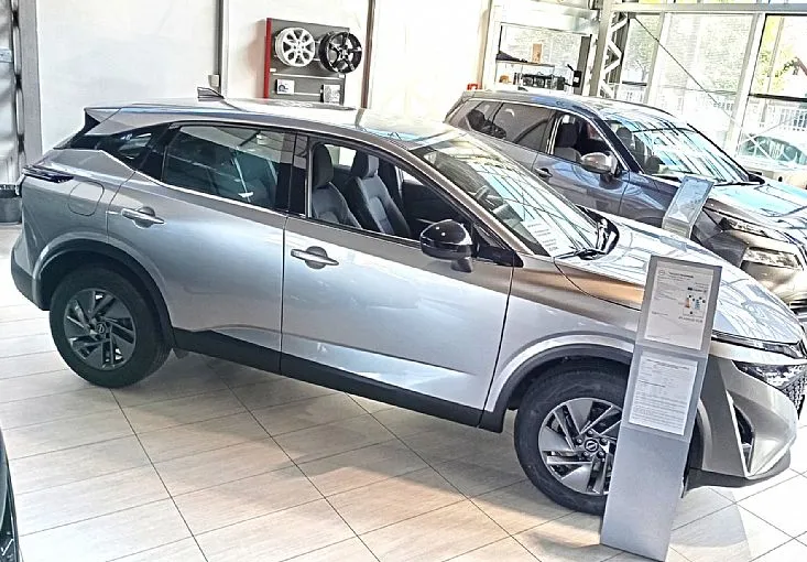 Zunanja slika - Nissan Qashqai - 1.3 DIG-T MHEV N-SMART - 6