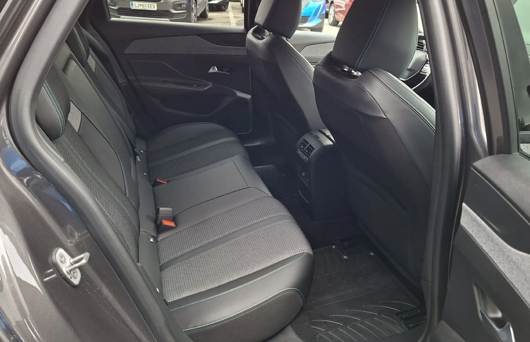 Zunanja slika - Peugeot 308 - SW 1.5 BlueHDI 130 STT Allure Avt. - 8