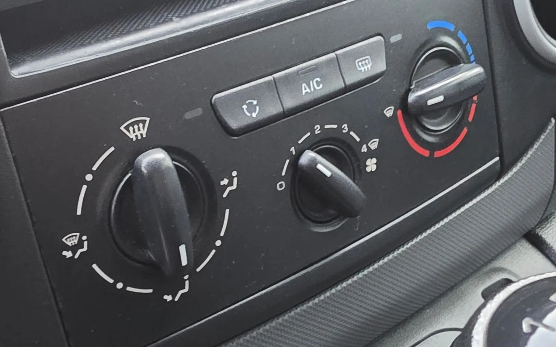 Zunanja slika - Peugeot Partner - ACTIVE 1.6 BlueHdi SLOVENSKI-ALU PLATIŠČA-KLIMA - 13