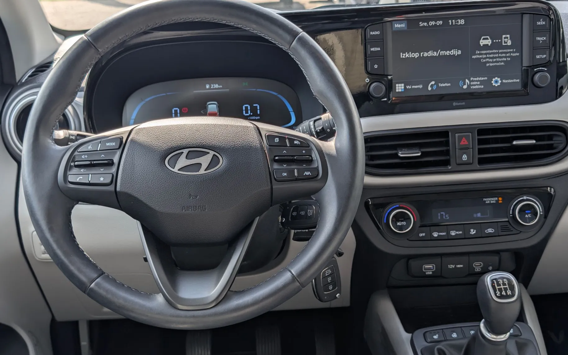 Zunanja slika - Hyundai i10 - 1,2 Premium - 6