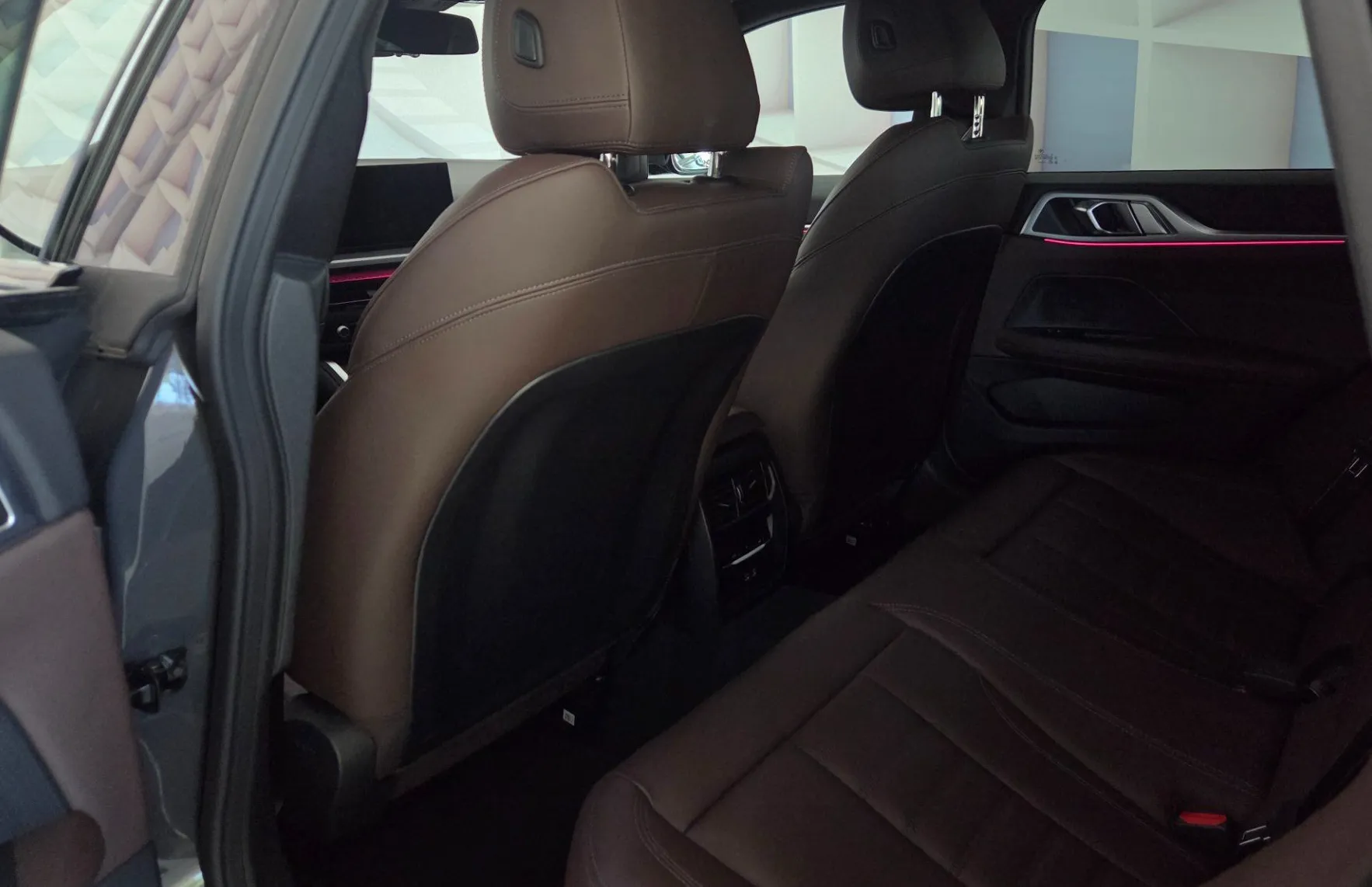 Zunanja slika - BMW Serija 4 - Gran Coupe: 420d xDrive-M.SPORT PRO-PANO-KEYLESS-KAM360. - 15