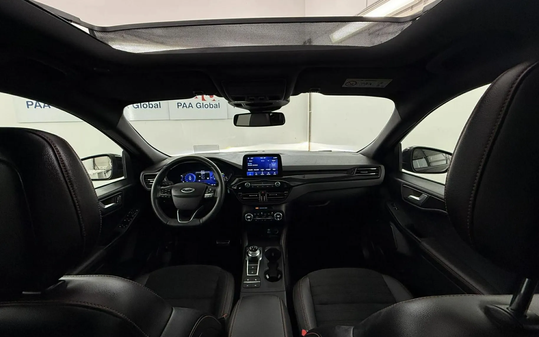 Notranja slika - Ford Kuga - 2.5 Duratec PHEV ST-Line X.NEMŠKI+4ALU.ACC.KAMERA - 8