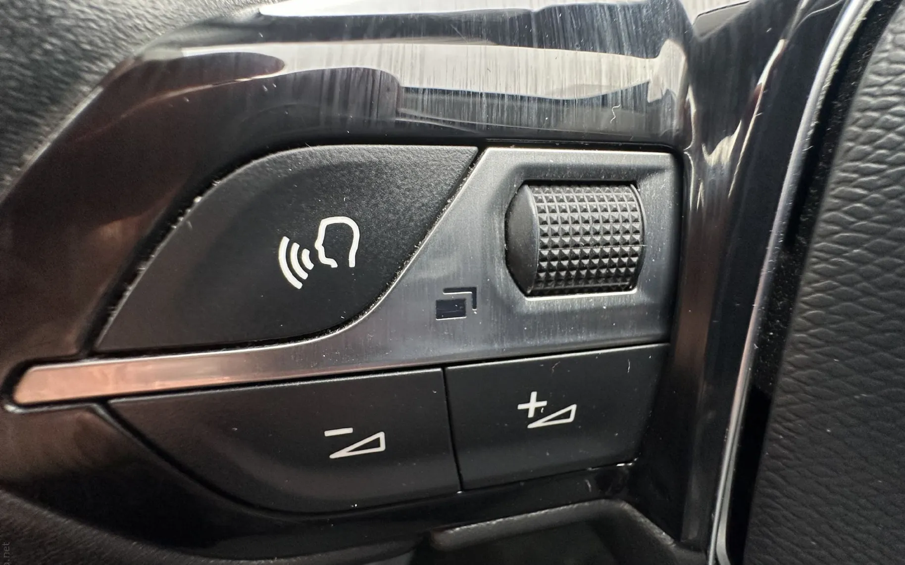 Zunanja slika - Peugeot 3008 - 1.5 BlueHDi 130 EAT8 Allure.KAMERA.NAVI.LED.USNJE - 8
