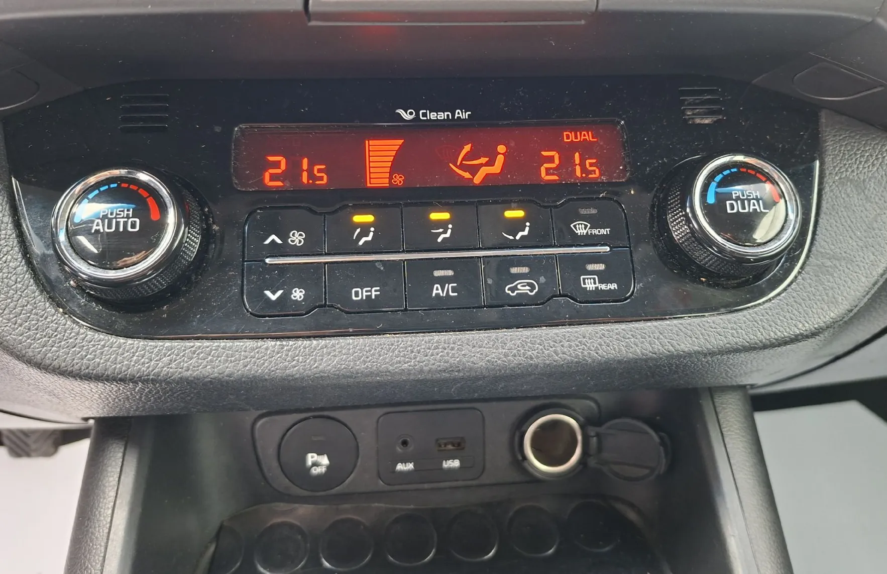 Zunanja slika - KIA Sportage - 1.7 CRDi EX Urban - 13