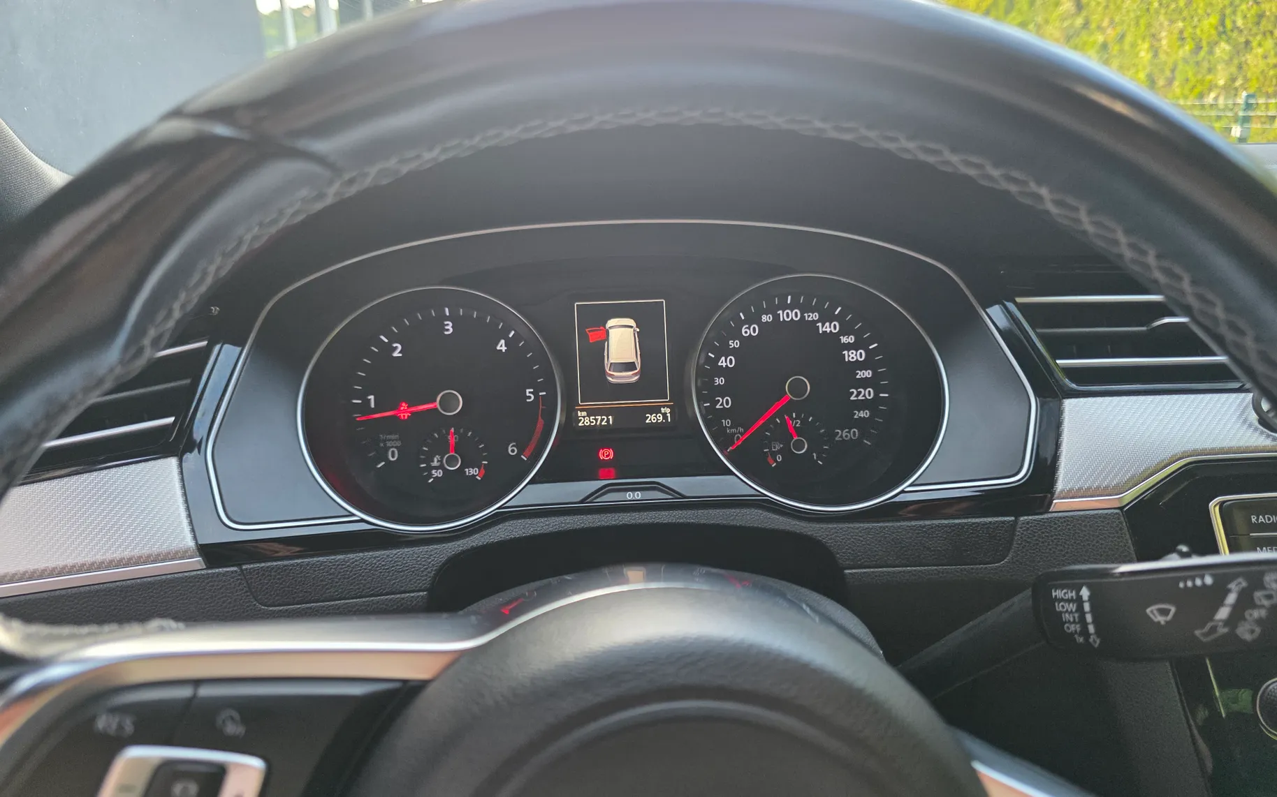 Notranja slika - VW Passat - Variant 2,0 TDI BMT Highline - 7
