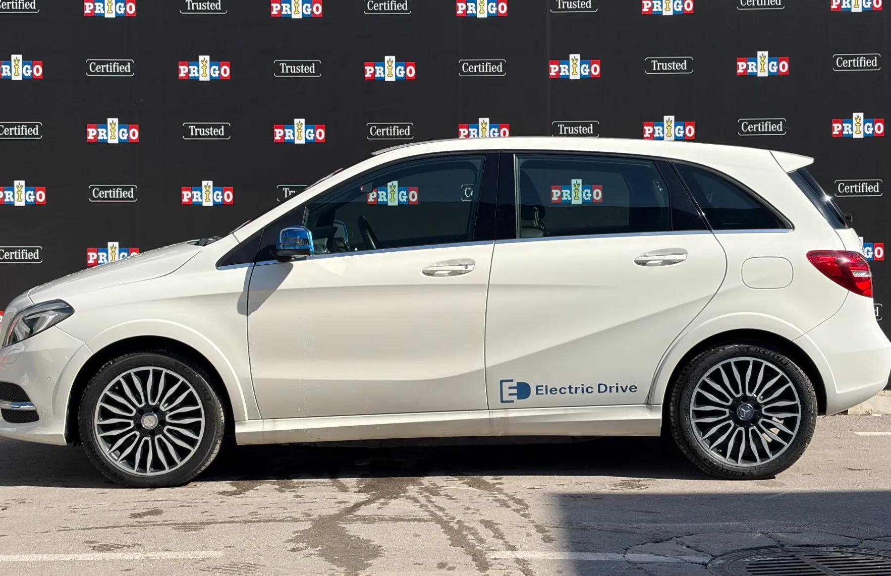 Zunanja slika - Mercedes-Benz B-Razred - B 250 e  z baterijo - 2
