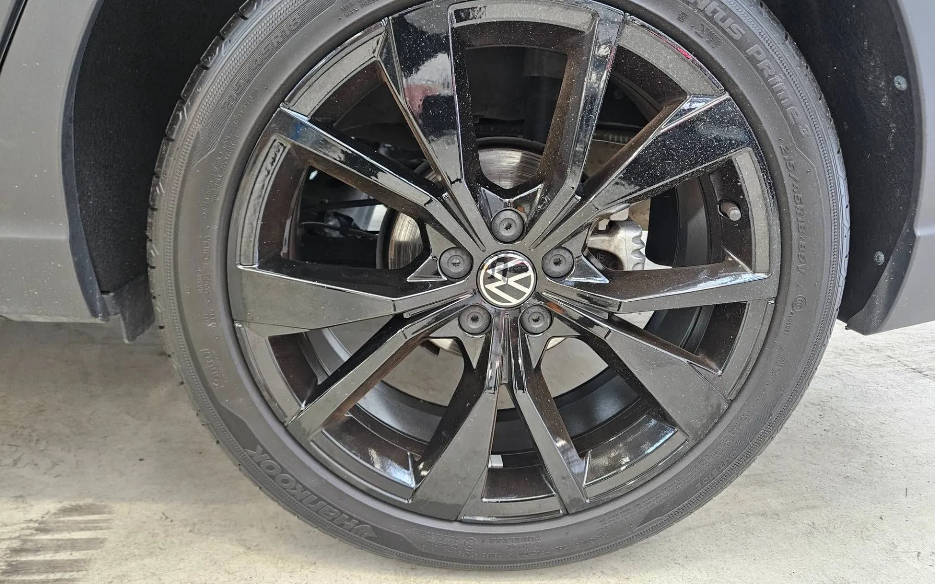 Notranja slika - Volkswagen Taigo - 1.0 TSI R-Line - 8