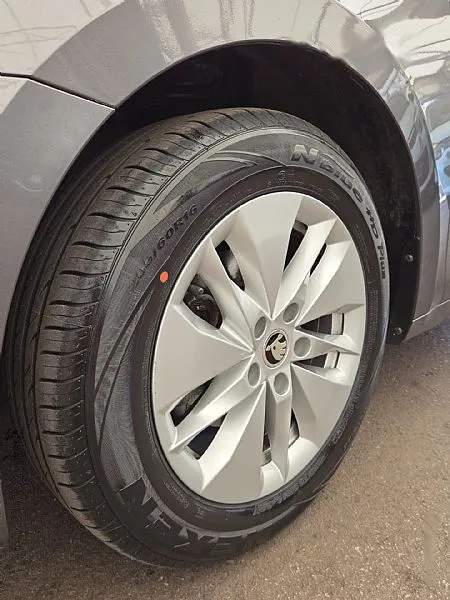 Zunanja slika - Škoda Octavia - Combi 1.5 eTSI 110Kw Style ACC DSG NAVI LED - 20