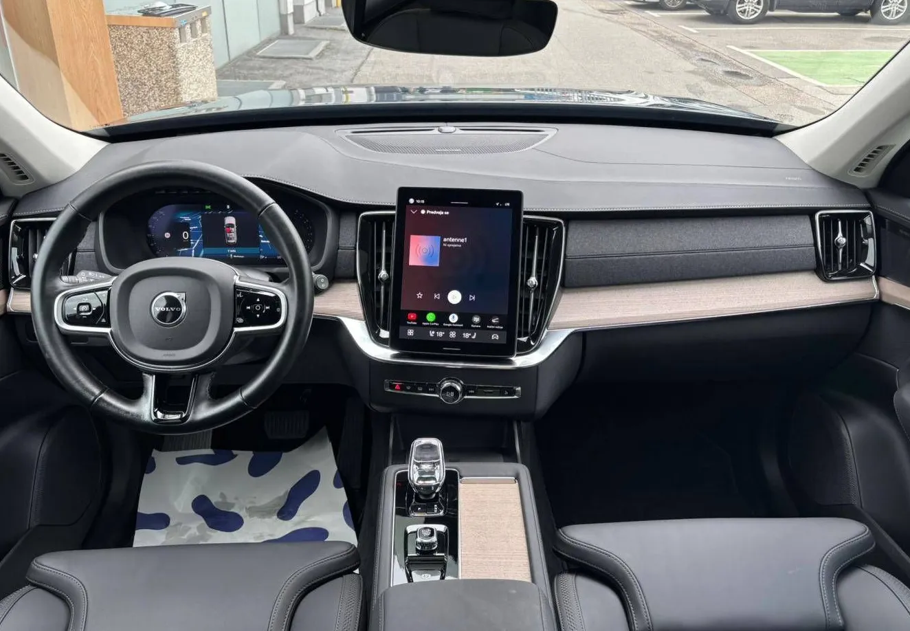 Zunanja slika - Volvo XC90 - B5 AWD Plus Bright Avt. 360.KAM-PILOT-HARM KARDON - 14