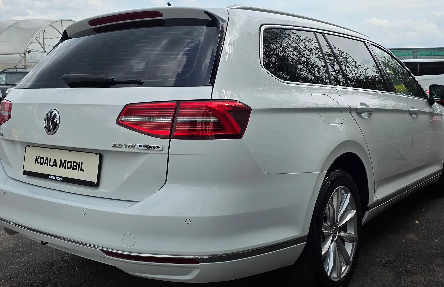 Zunanja slika - Volkswagen Passat - Variant 2.0 TDI BMT HIGHLINE DSG LED-NAVI-GRETJE SŽ-ALU - 4