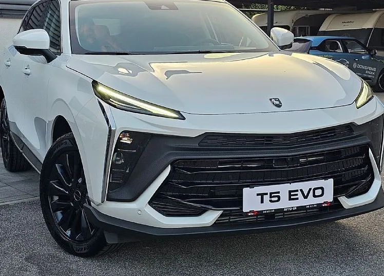 Zunanja slika - Forthing Forthing T5 EVO - T5 Evo my 2025- DAB -ACC- SLOMeni-PERLA-NA ZALOGI - 9