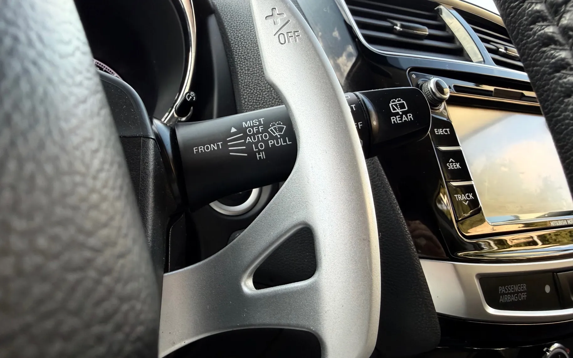Zunanja slika - Mitsubishi ASX - 2.2 DI-D 4WD Auto Intense+ KAMERA XENON TEMP. NAVI - 8