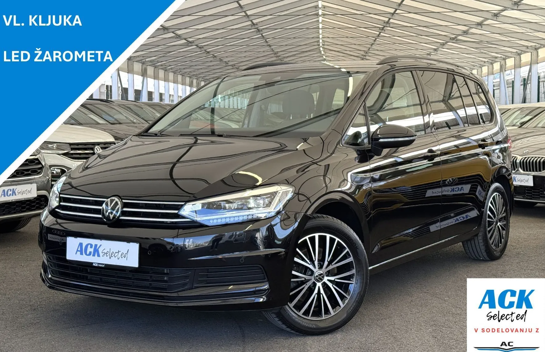 Zunanja slika - Volkswagen Touran - 1.5 TSI DSG Family -vl.kljuka - 7sedežev - webasto - 1