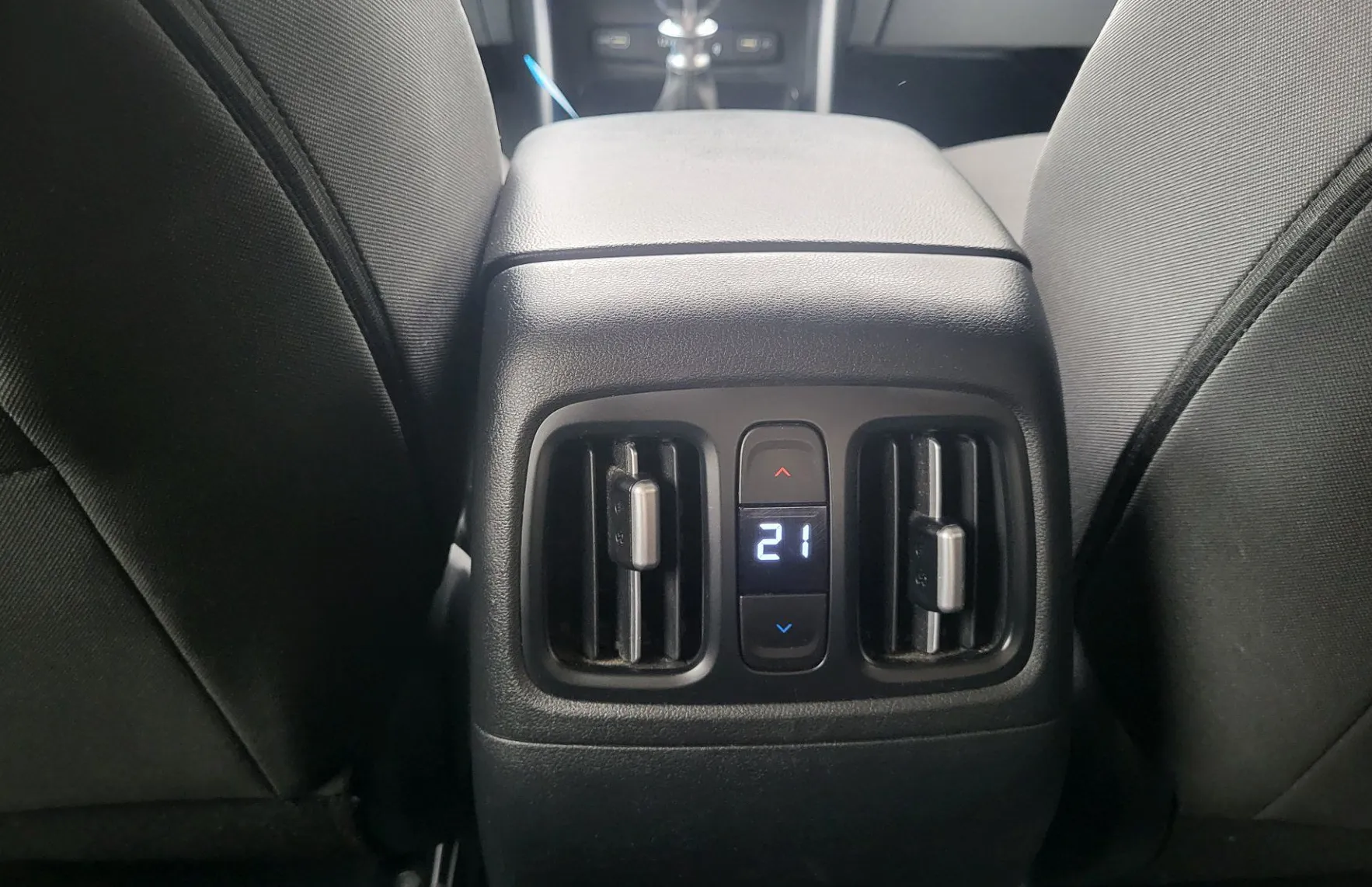 Zunanja slika - Hyundai Tucson - 1.6 T GDI Premium tov.garanc-1 last-slo-navi-kamer - 17