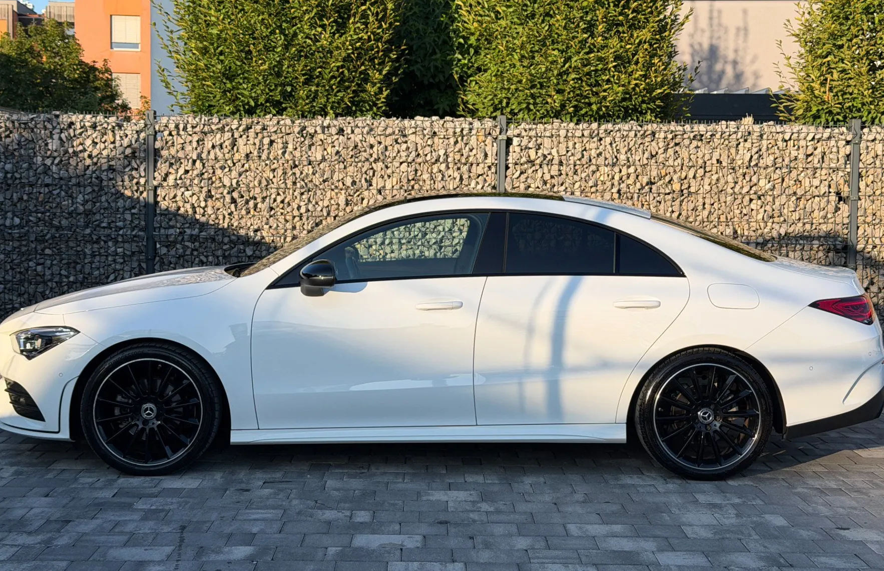 Zunanja slika - Mercedes-Benz CLA-Razred - 200|AMG LINE|COUPE|TOV.GAR|PANO|KAM|GR.SED - 7