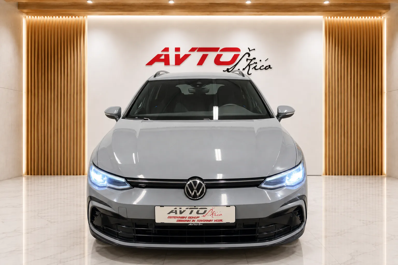Notranja slika - VW Golf Variant - 2.0 TDI-R-LINE-VIRTUAL-AVT-ACC-NAVI-KAMERA-F1-PDC. - 7