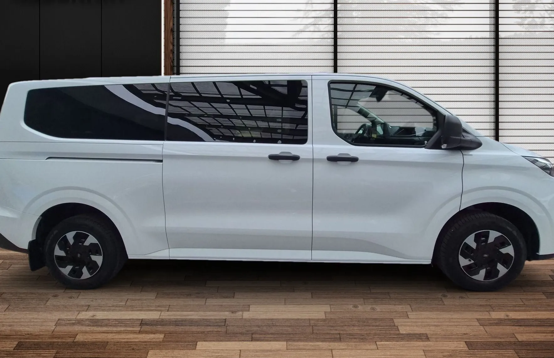 Zunanja slika - Ford E-Transit Custom - KOMBI TREND 217PS 71.4kWh L2 RWD - 3