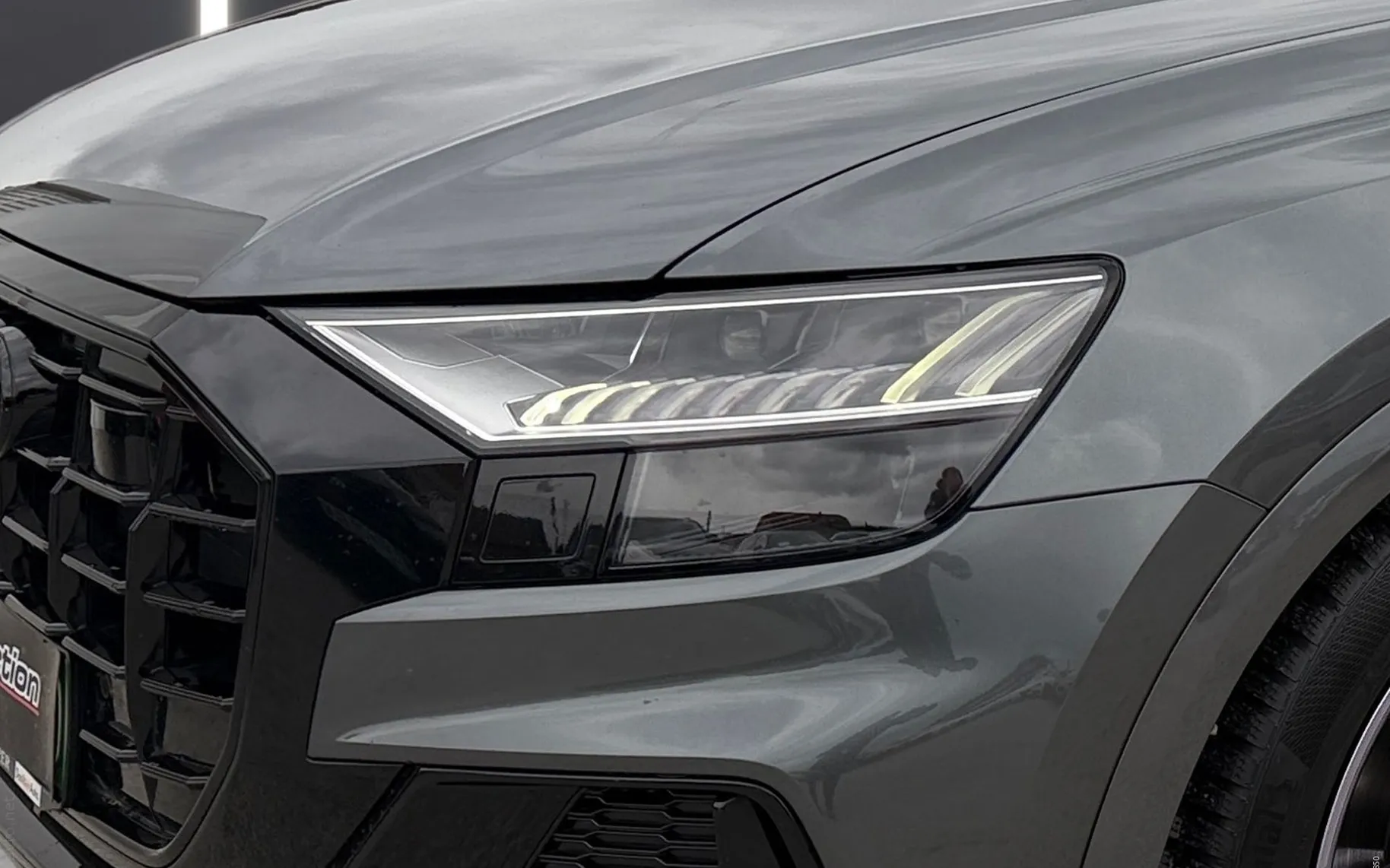 Zunanja slika - Audi Q8 - 50 TDI Quattro-S Line-Zračno-22 COL-360kamera-Navi - 5
