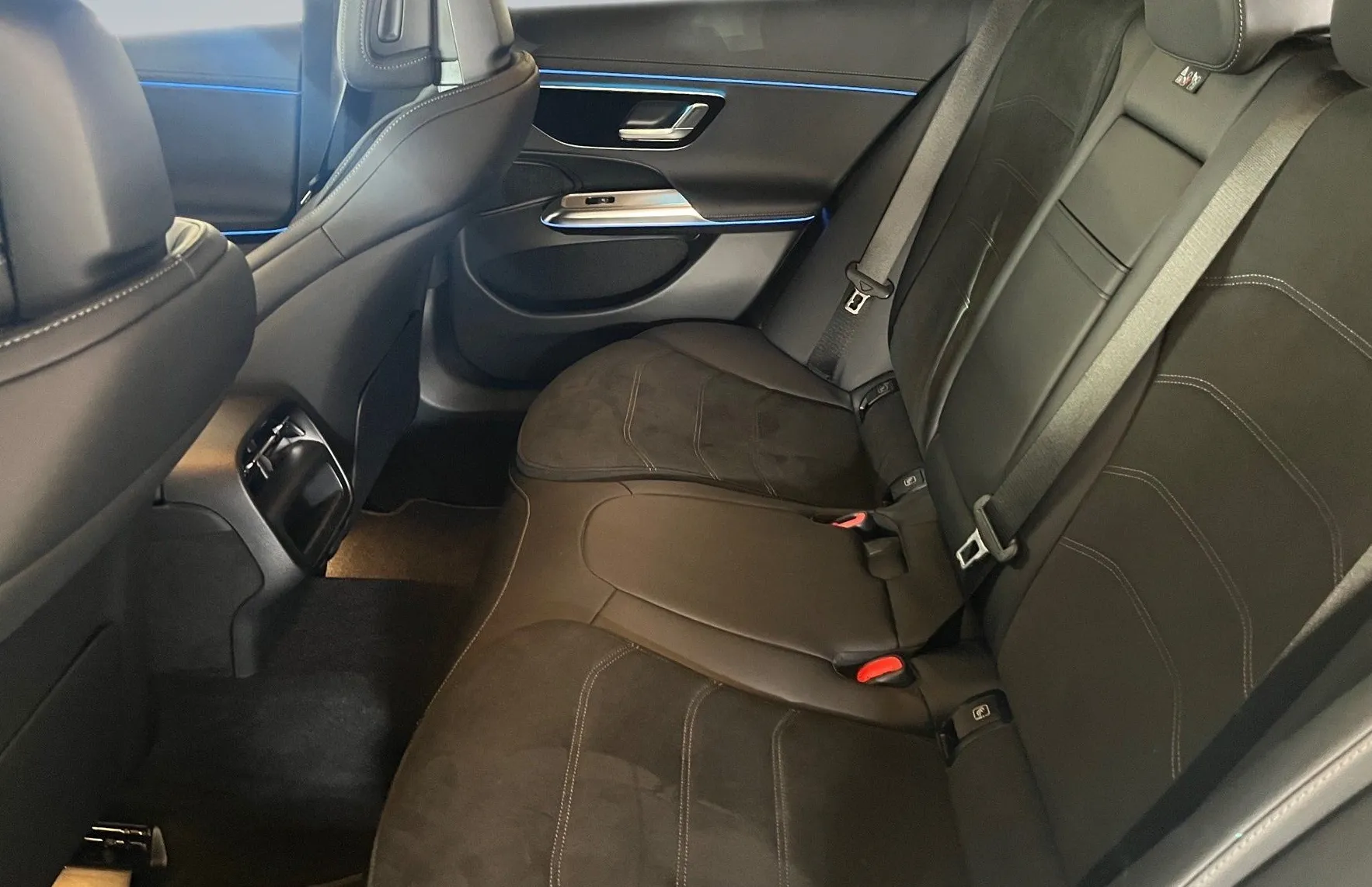 Zunanja slika - Mercedes-Benz E-Razred - E 220 d T AMG Line Avt. - 11
