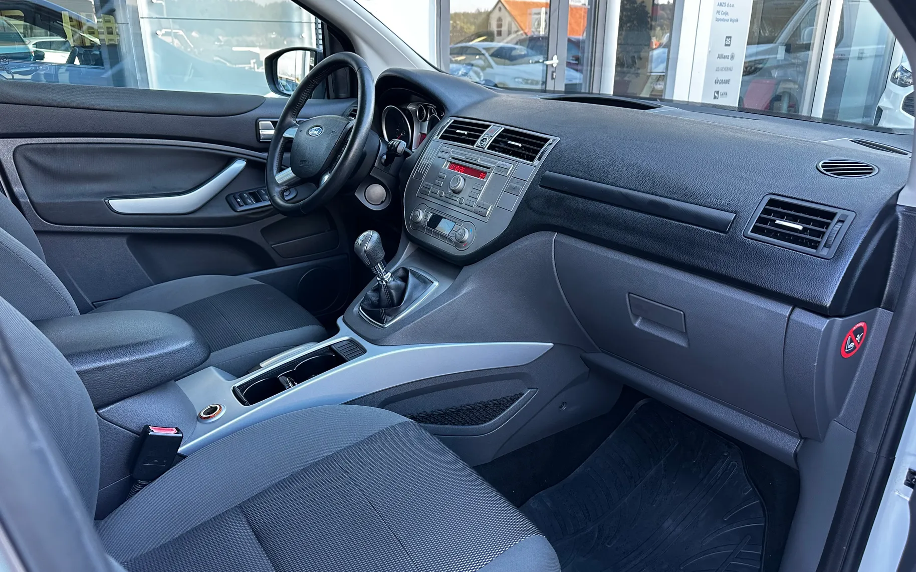 Zunanja slika - Ford Kuga - 2.0 TDCi Trend - 11