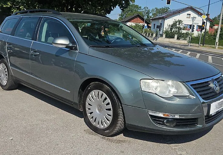 Zunanja slika - Volkswagen Passat - Variant 1.9 TDI 105ks  °TEMPOMAT° - 2