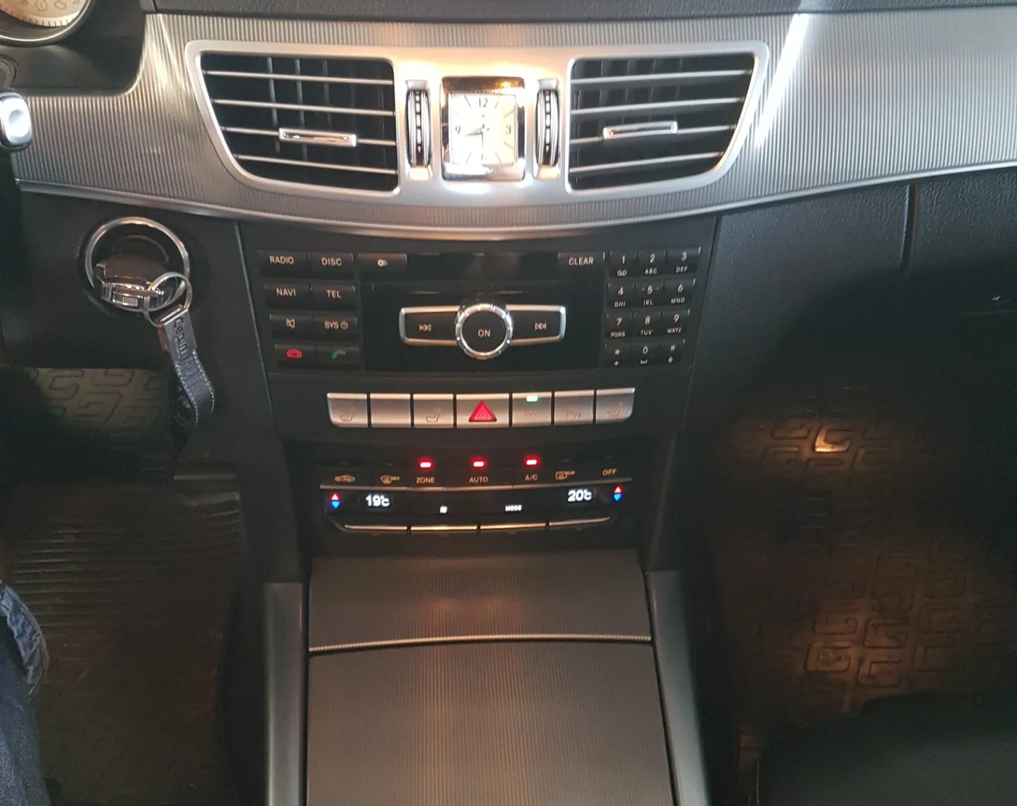 Zunanja slika - Mercedes-Benz E-Razred - 220 CDI AUT. - 14