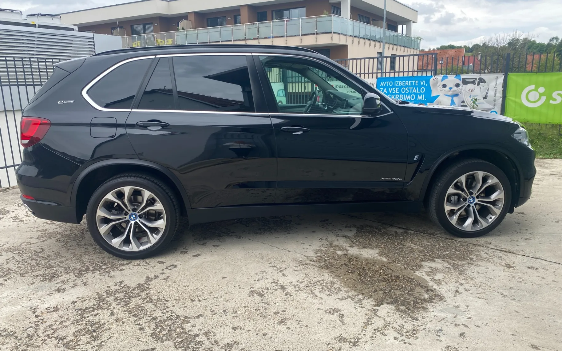 Zunanja slika - BMW X5 - xDrive40e Avt. - 1