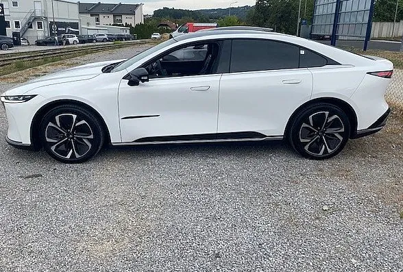 Zunanja slika - Mazda Mazda6e - BEV 69KWH Takumi Black - NA ZALOGI - 5