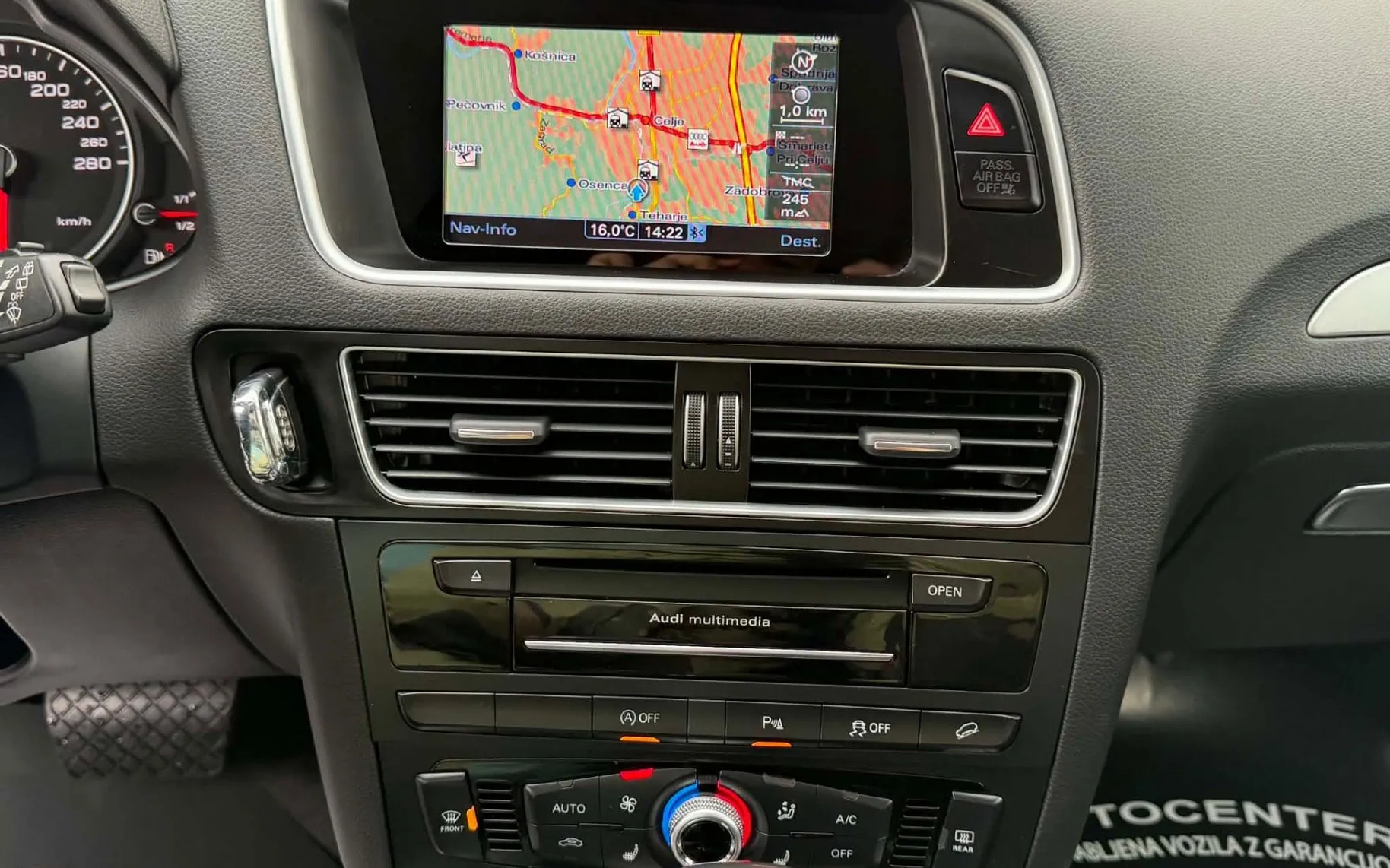 Notranja slika - Audi Q5 - 2.0 TDI-Q-4X4-AUT-XENON+LED-LIZING ZA TUJCE- - 16