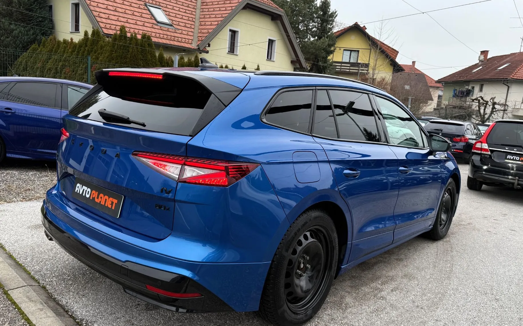 Zunanja slika - Škoda Enyaq - IV 80X SPORT LiNE MATRIX  ACC WEBASTO ALU 20 KLJUKA - 4