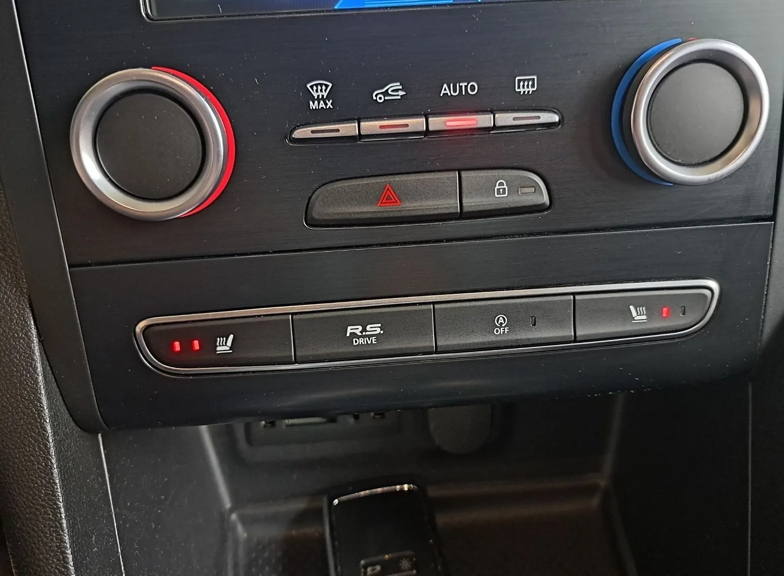 Zunanja slika - Renault Mégane - Megane GT dCi 165 EDC Z ENOLETNIM JAMSTVOM - 8