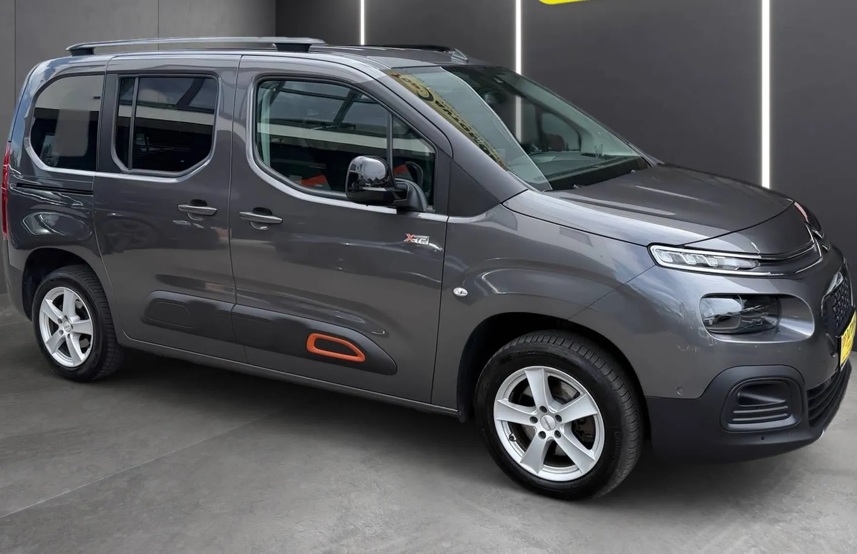 Zunanja slika - Citroën Berlingo - 1.5 HDI  AUT XTR -line  odličen - 8