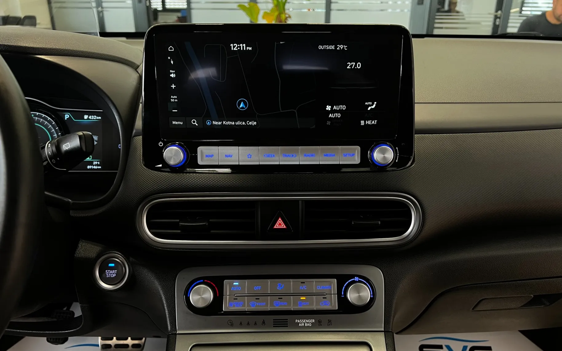 Zunanja slika - Hyundai Kona - FASHION 64 KWH - 13