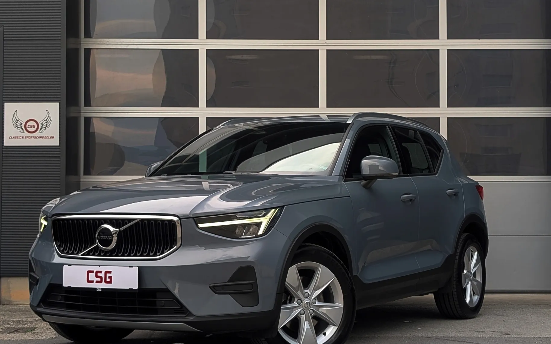 Zunanja slika - Volvo XC40 - B3P - 3
