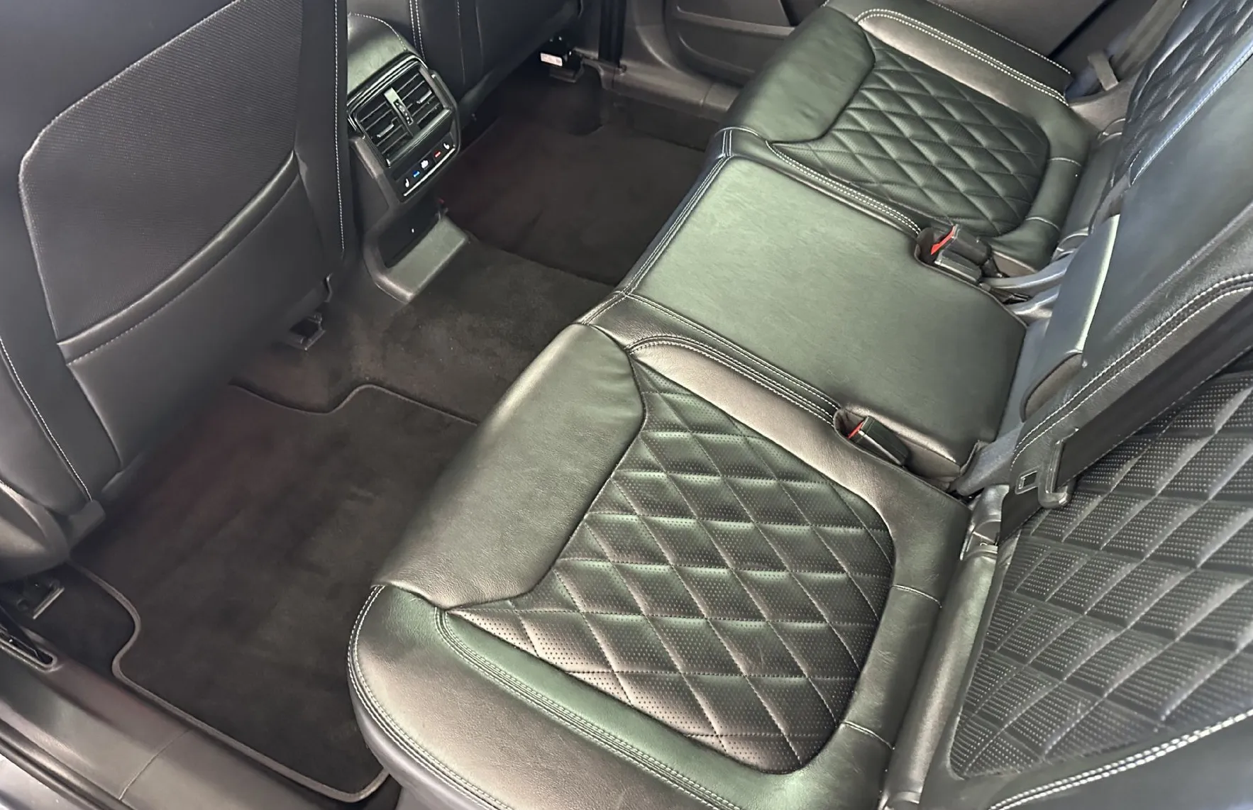 Zunanja slika - Škoda Kodiaq - 2.0 TDI Sportline DSG.NEMŠKA+4ALU.KAMERA.ACC - 4