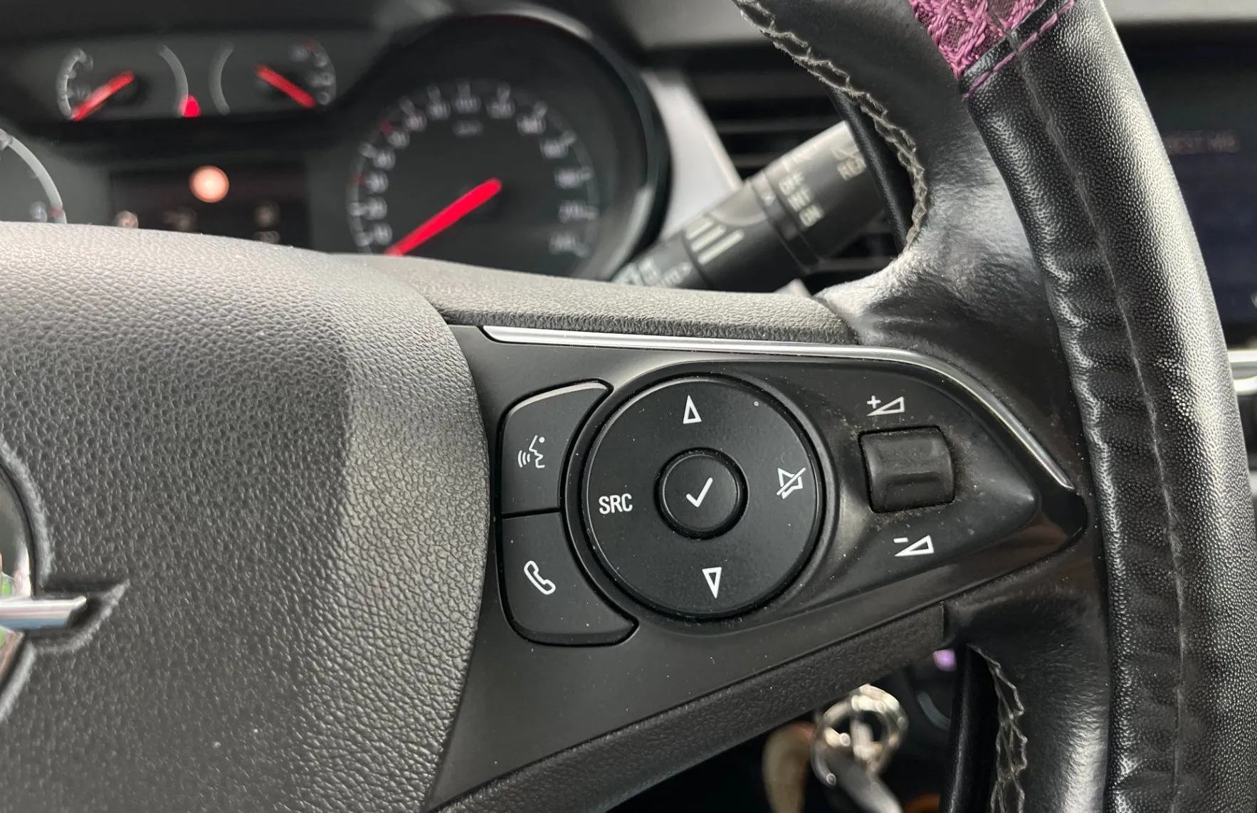Zunanja slika - Opel Crossland X - NAVI.2XPDC.OGR.SEDEŽ IN VOLAN.TEMPOMAT - 15