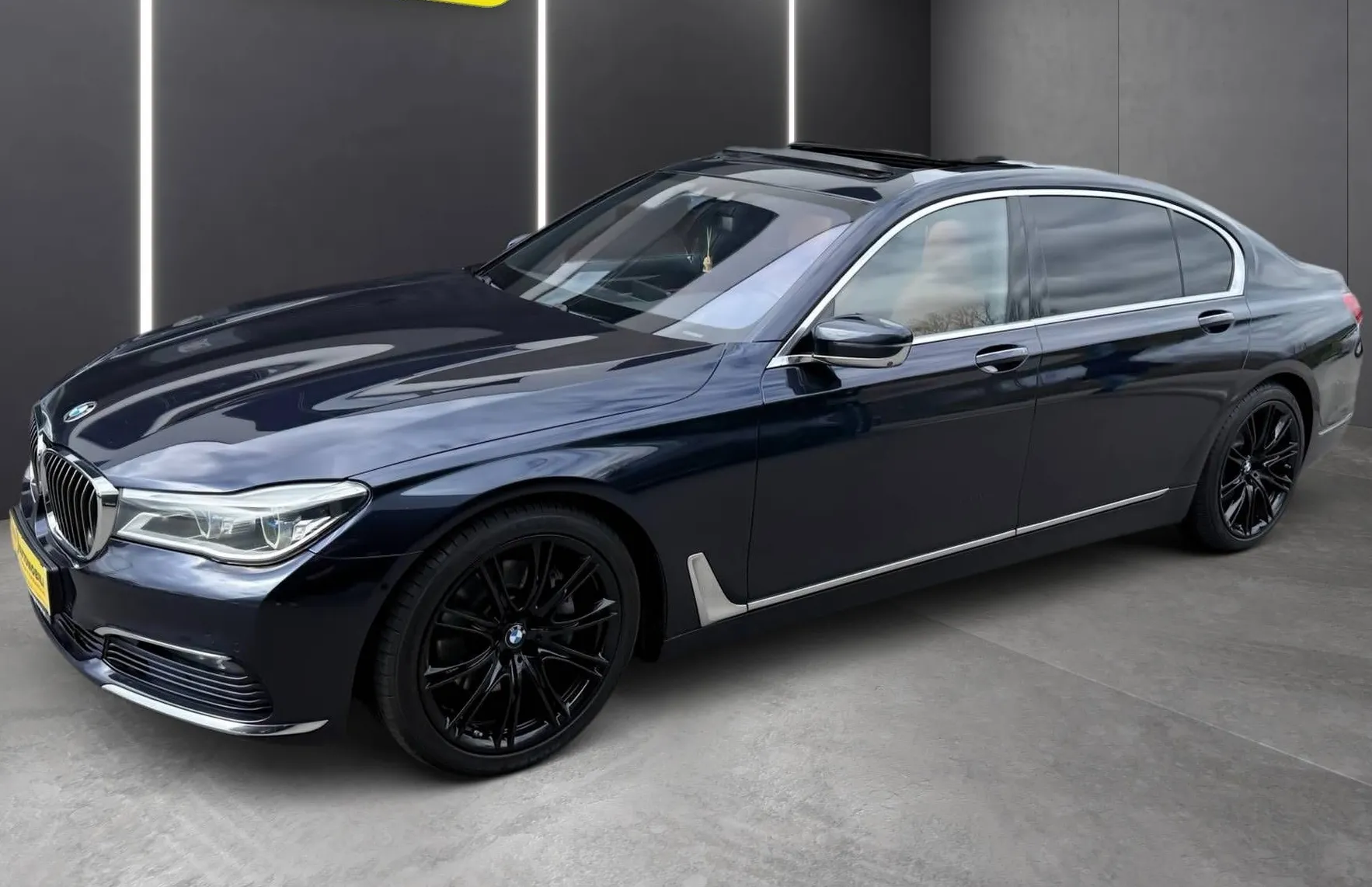 Zunanja slika - BMW Serija 7 - : 740Ld xDrive LED NAVI PDC MEMORY 360KAM RADAR TOP. - 3