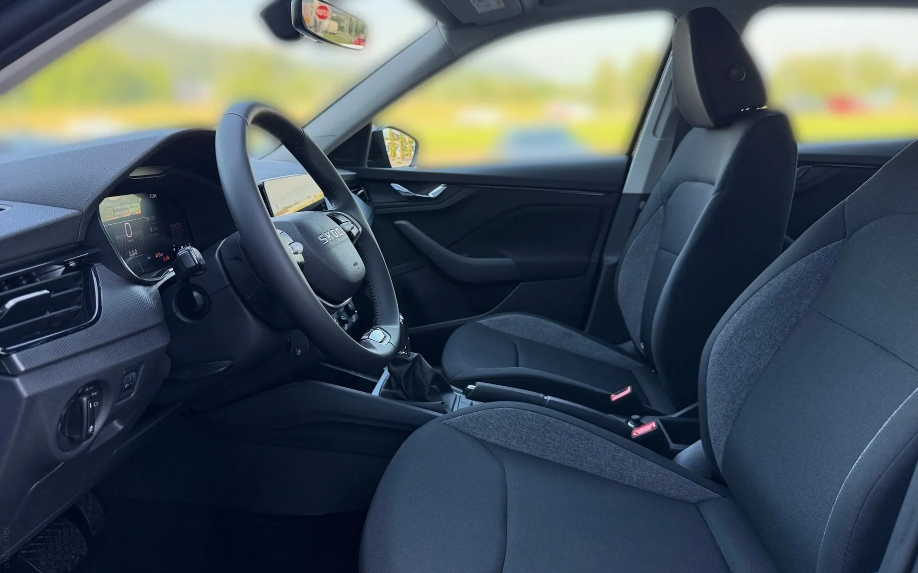 Notranja slika - Škoda Kamiq - 1.0 TSI Easy DSG - 7