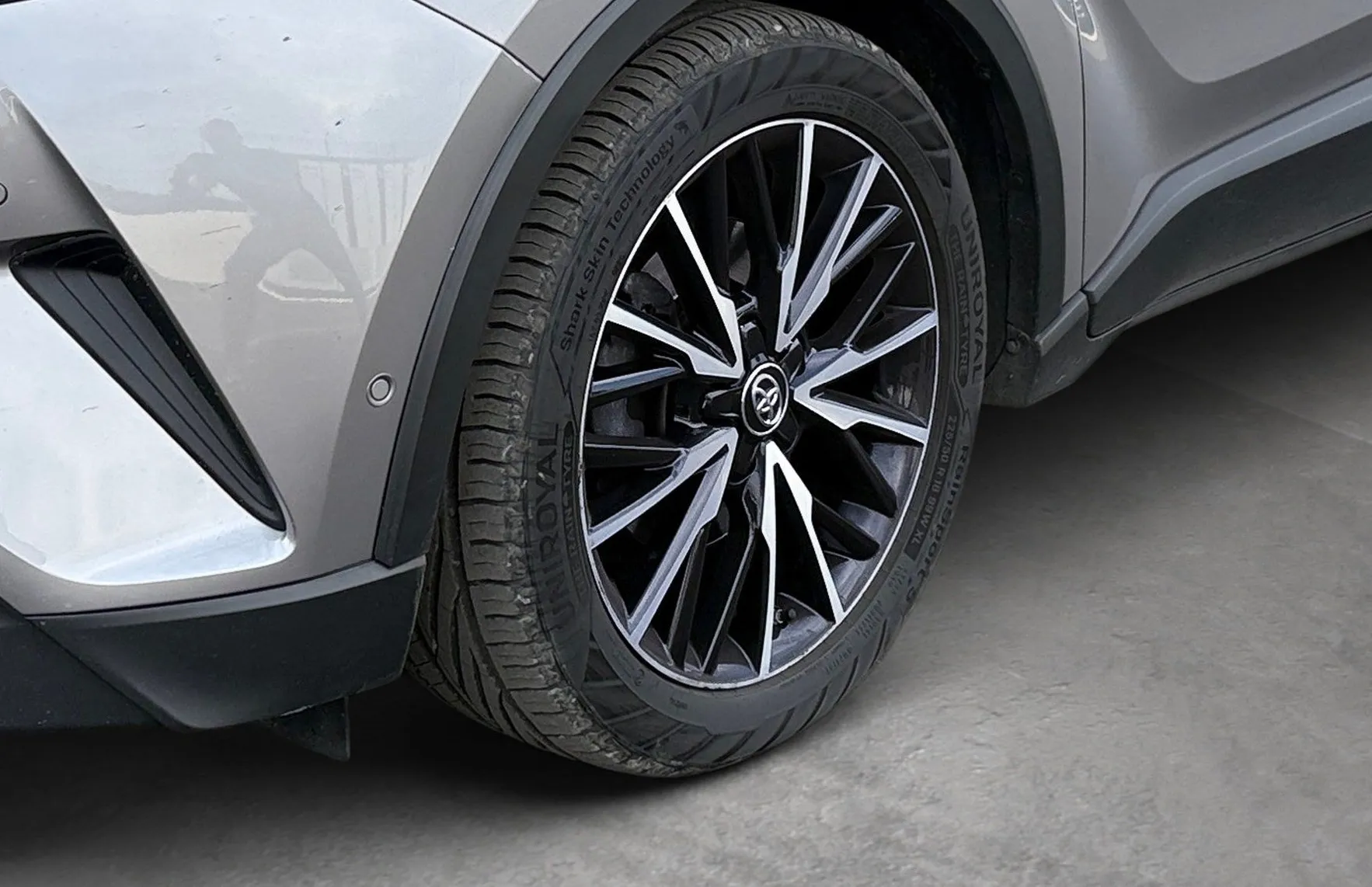 Zunanja slika - Toyota C-HR - Hybrid 1.8 VVT-i C-HIC Avt. - 6