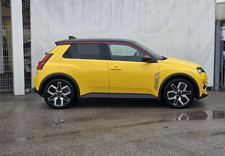 Zunanja slika - Renault 5 E-tech - Techno EV40 + Paket Zima Udobje-Vožnja Parkiranje - 4